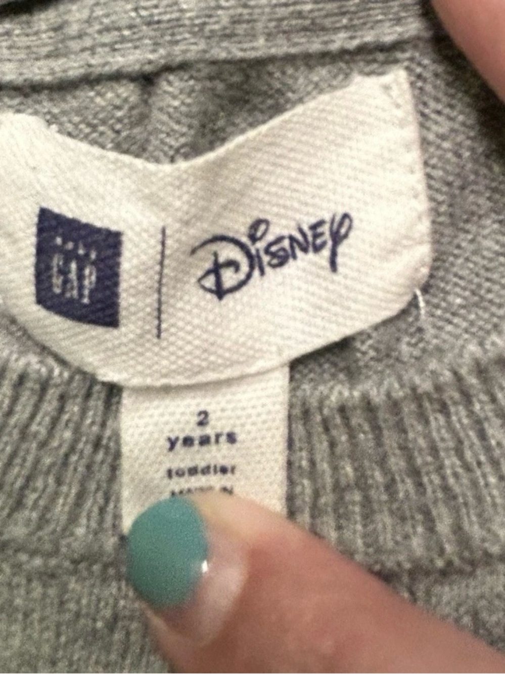Baby Gap Disney Frozen Olaf Grey Crewneck Sweater Size 2T Elsa Ana - Picture 3 of 3